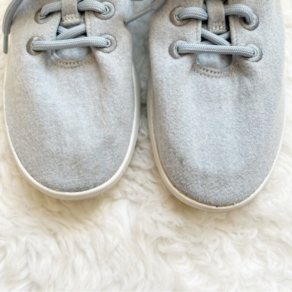 ALLBIRDS women’s wool runner shoes size 8 baby blue MSRP $98 - Picture 3 of 9